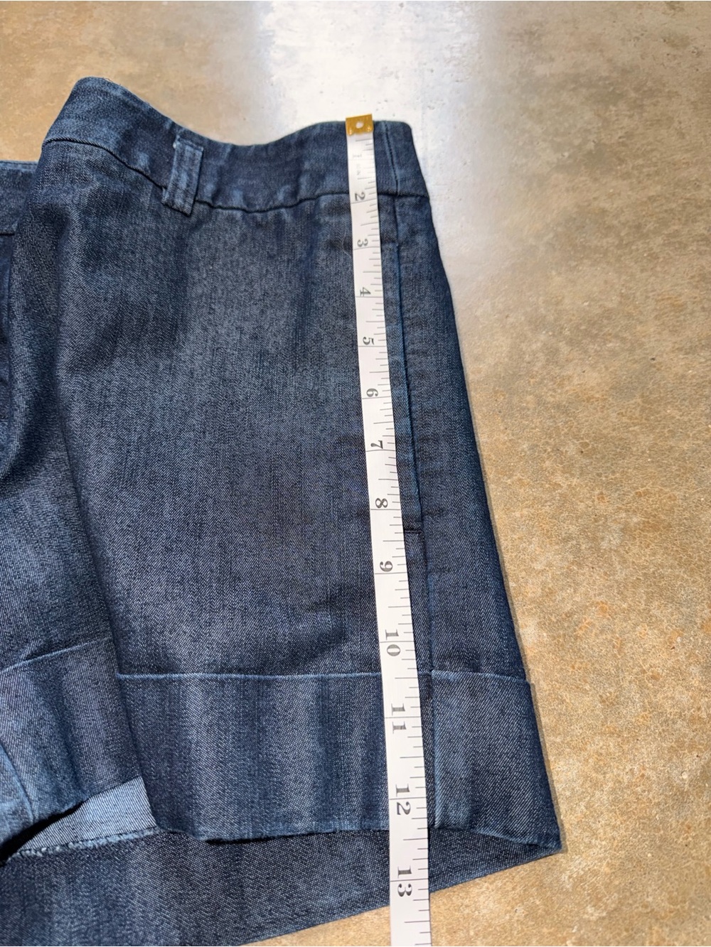 Express Dark Blue Denim Cuffed Women's Shorts 6 Classic Spring Summer NWOT - Picture 4 of 10